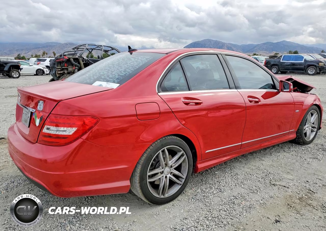 2012 Mercedes-Benz C 250 VIN:WDDGF4HB9CR206904 - 3