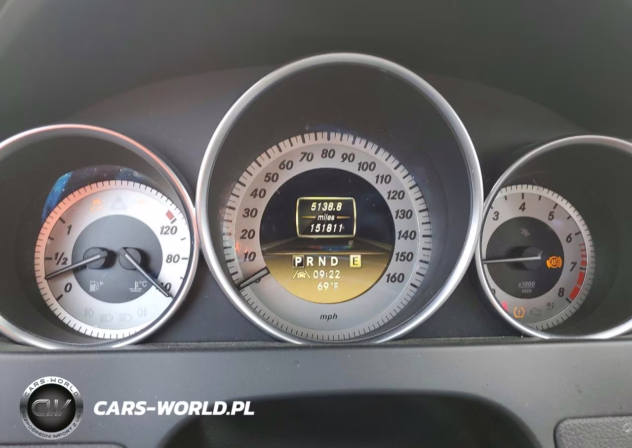 2012 Mercedes-Benz C 250 VIN:WDDGF4HB9CR206904 - 9