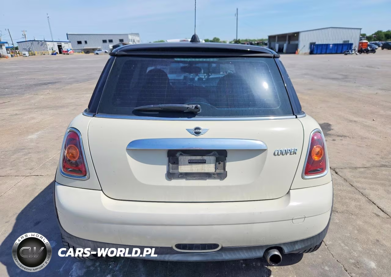 2009 Mini Cooper VIN:WMWMF33569TW70444 - 6