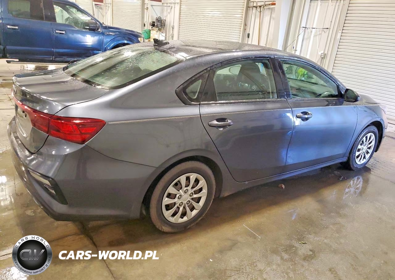 2020 Kia Forte Fe VIN:3KPF24AD0LE165880 - 3
