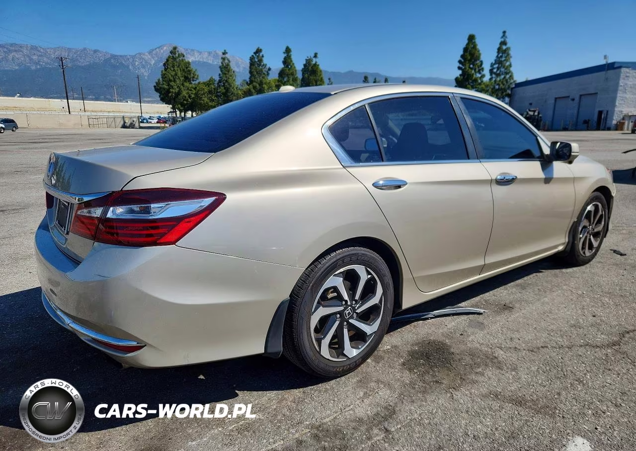 2017 Honda Accord Ex VIN:1HGCR2F70HA064422 - 3