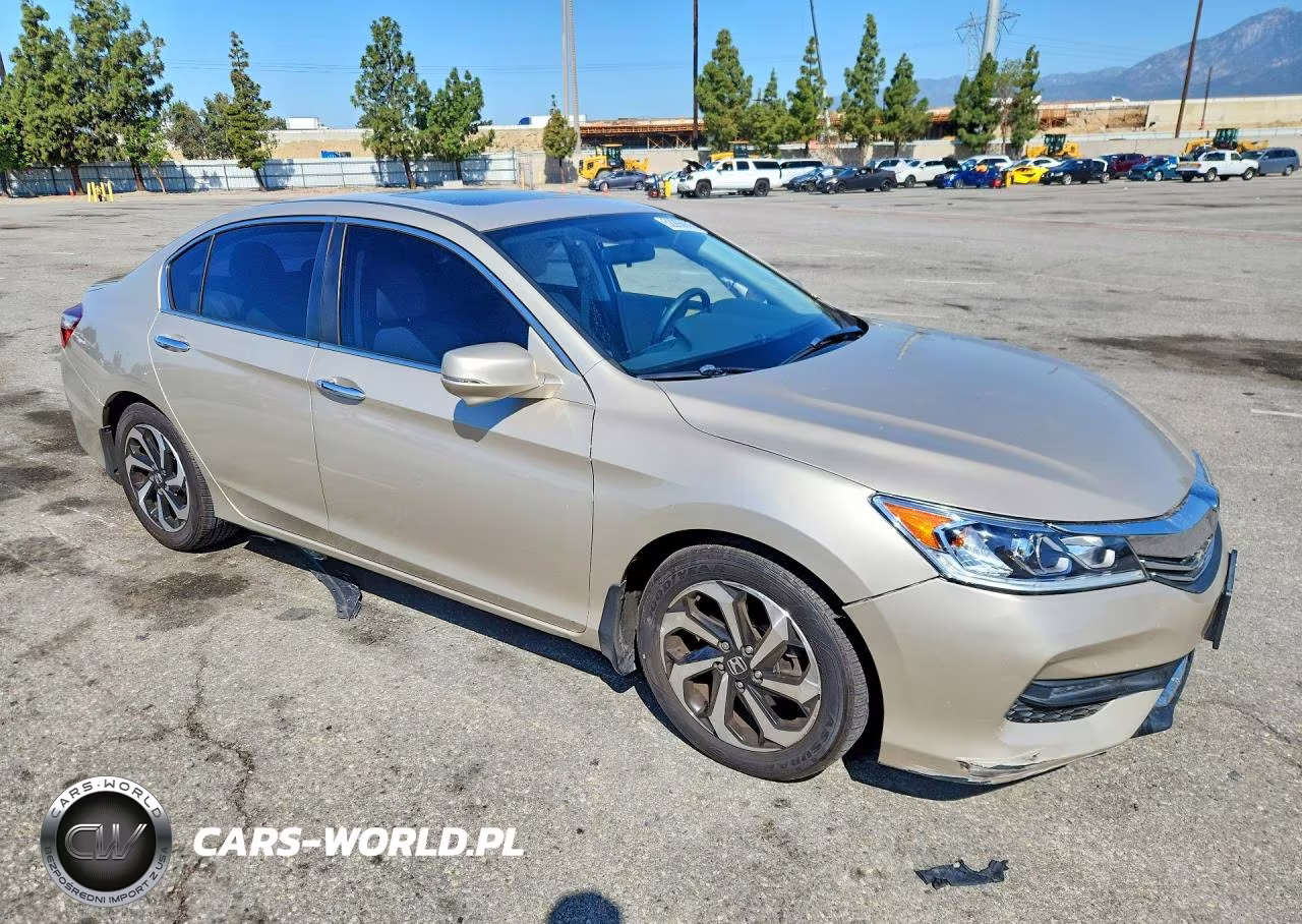 2017 Honda Accord Ex VIN:1HGCR2F70HA064422 - 4