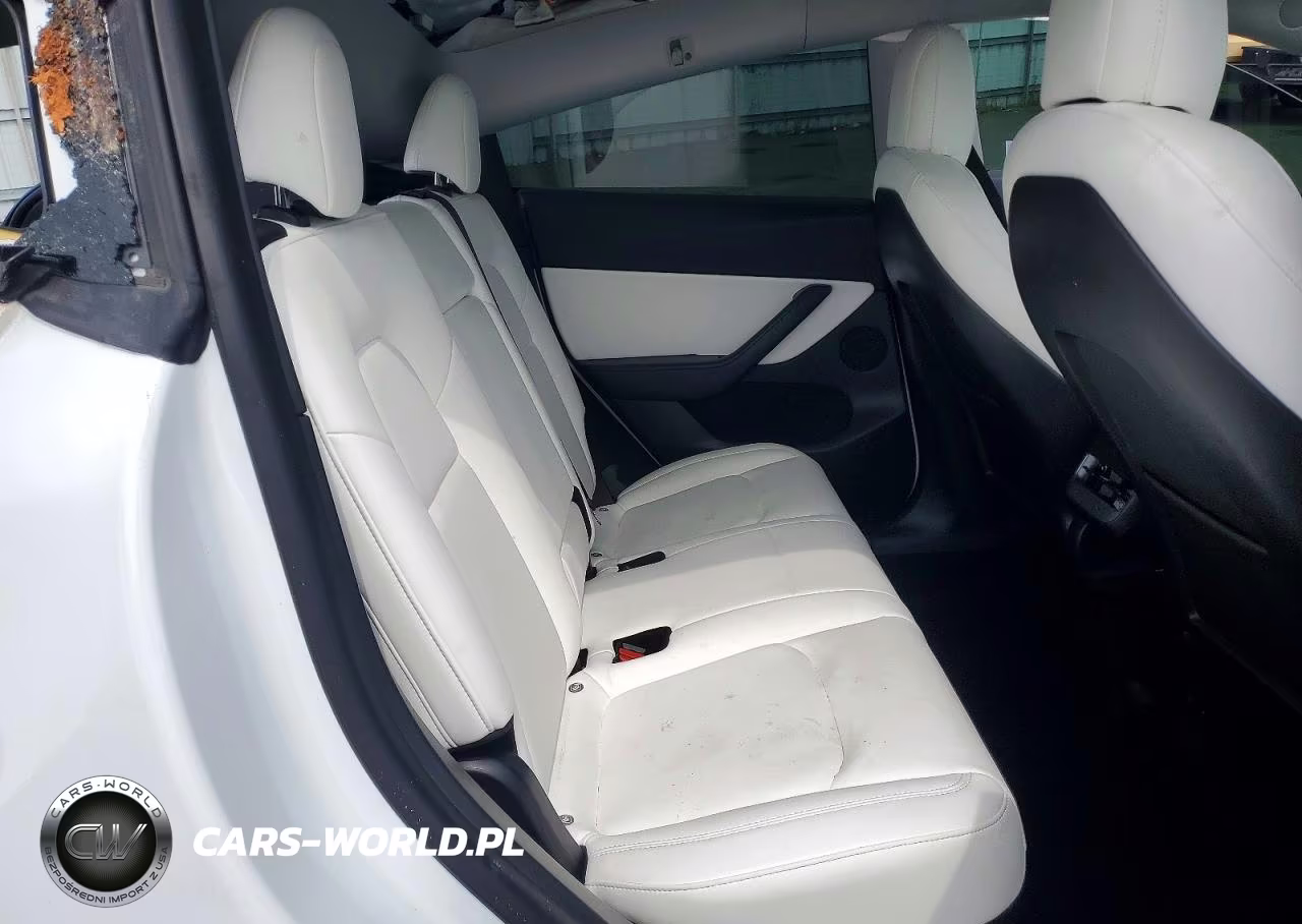 2021 Tesla Model Y VIN:5YJYGDEE5MF151868 - 10
