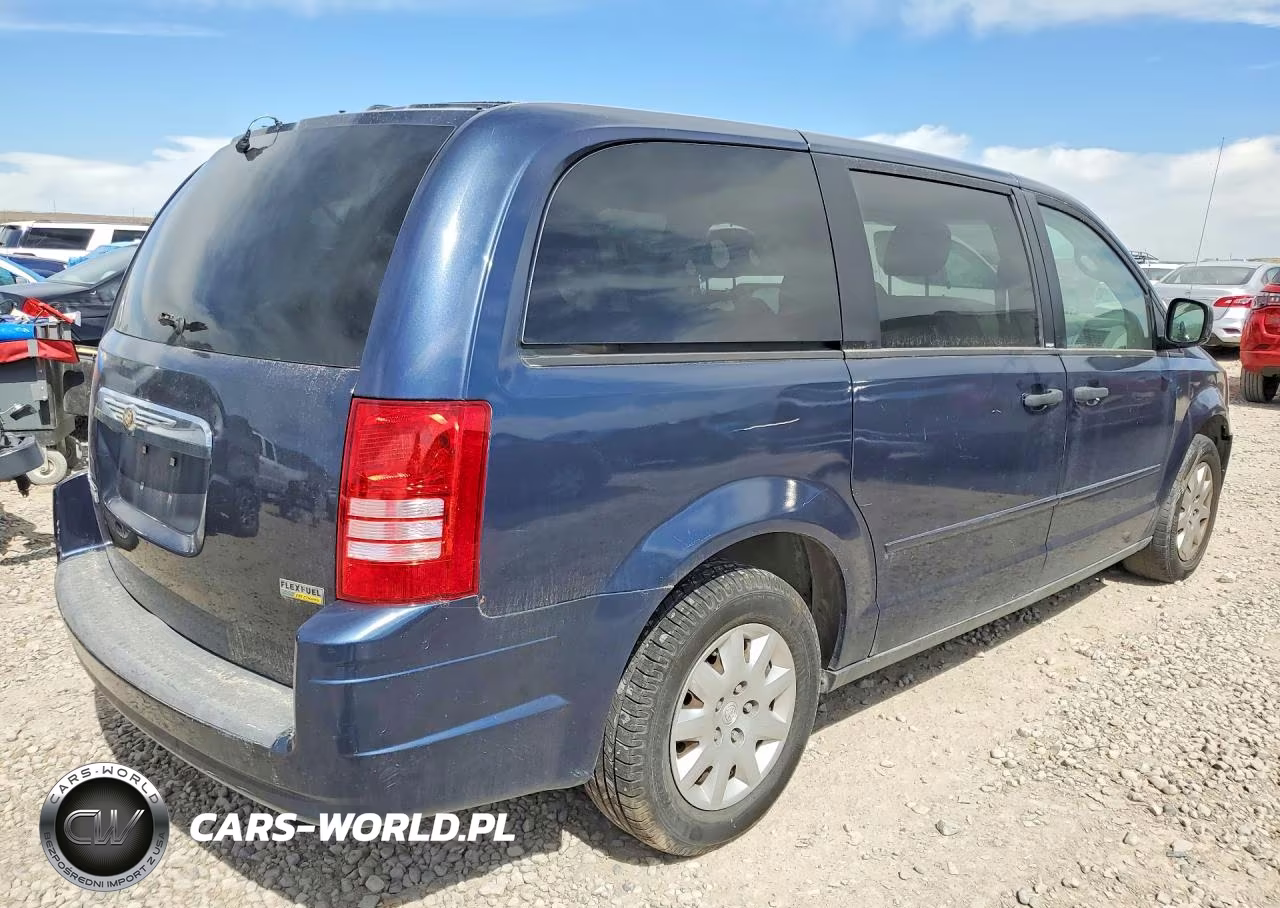 2008 Chrysler Town & Country Lx VIN:2A8HR44H88R628088 - 3