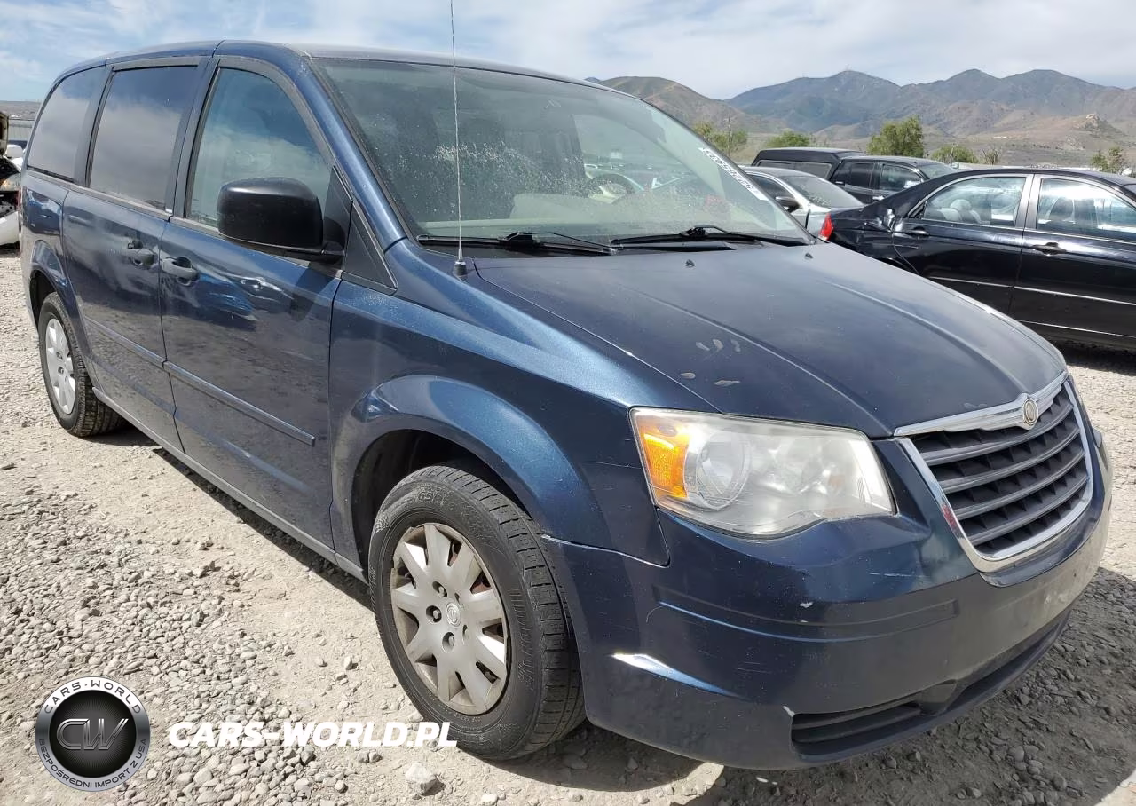 2008 Chrysler Town & Country Lx VIN:2A8HR44H88R628088 - 4