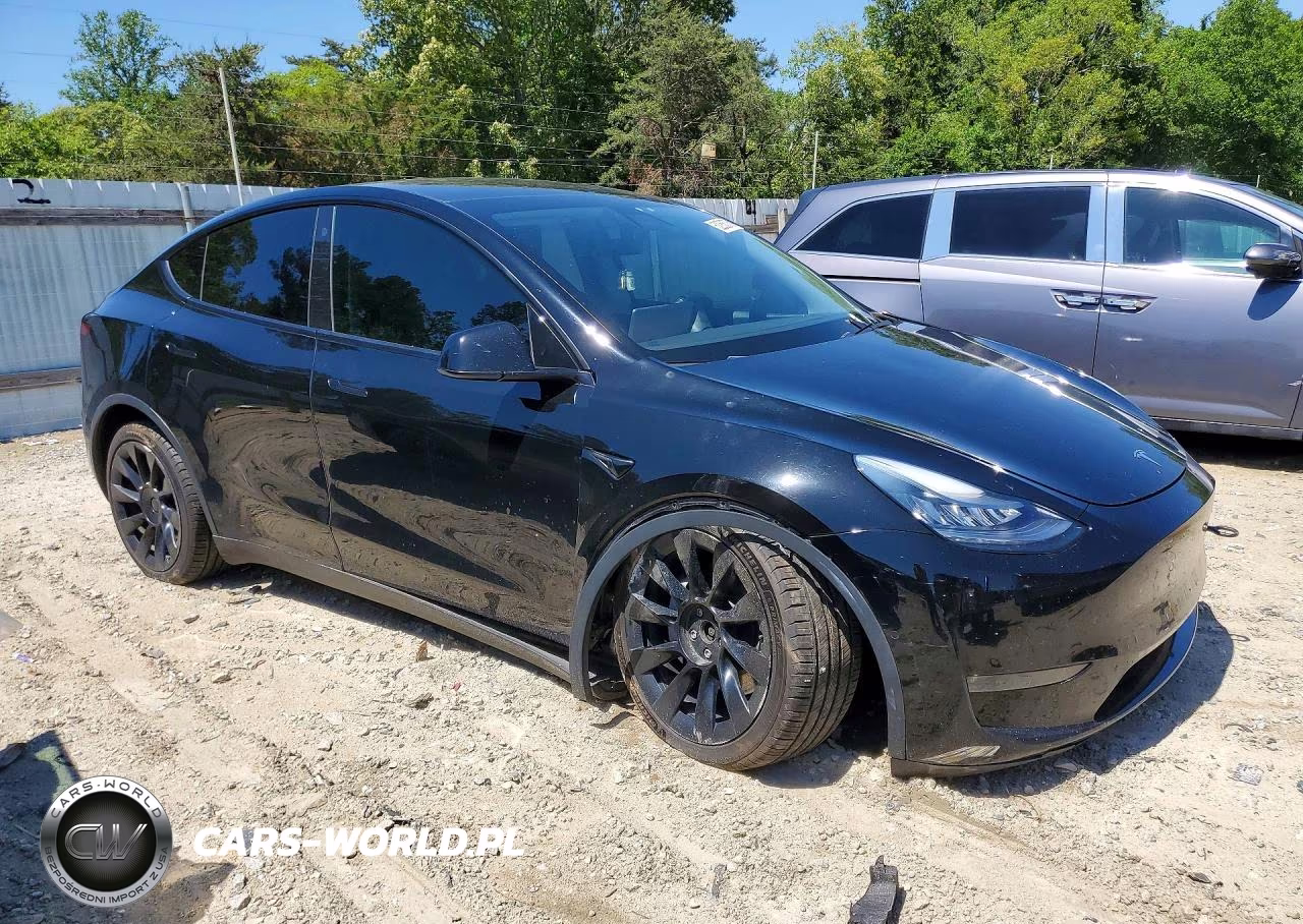 2021 Tesla Model Y VIN:5YJYGDEE6MF084293 - 4