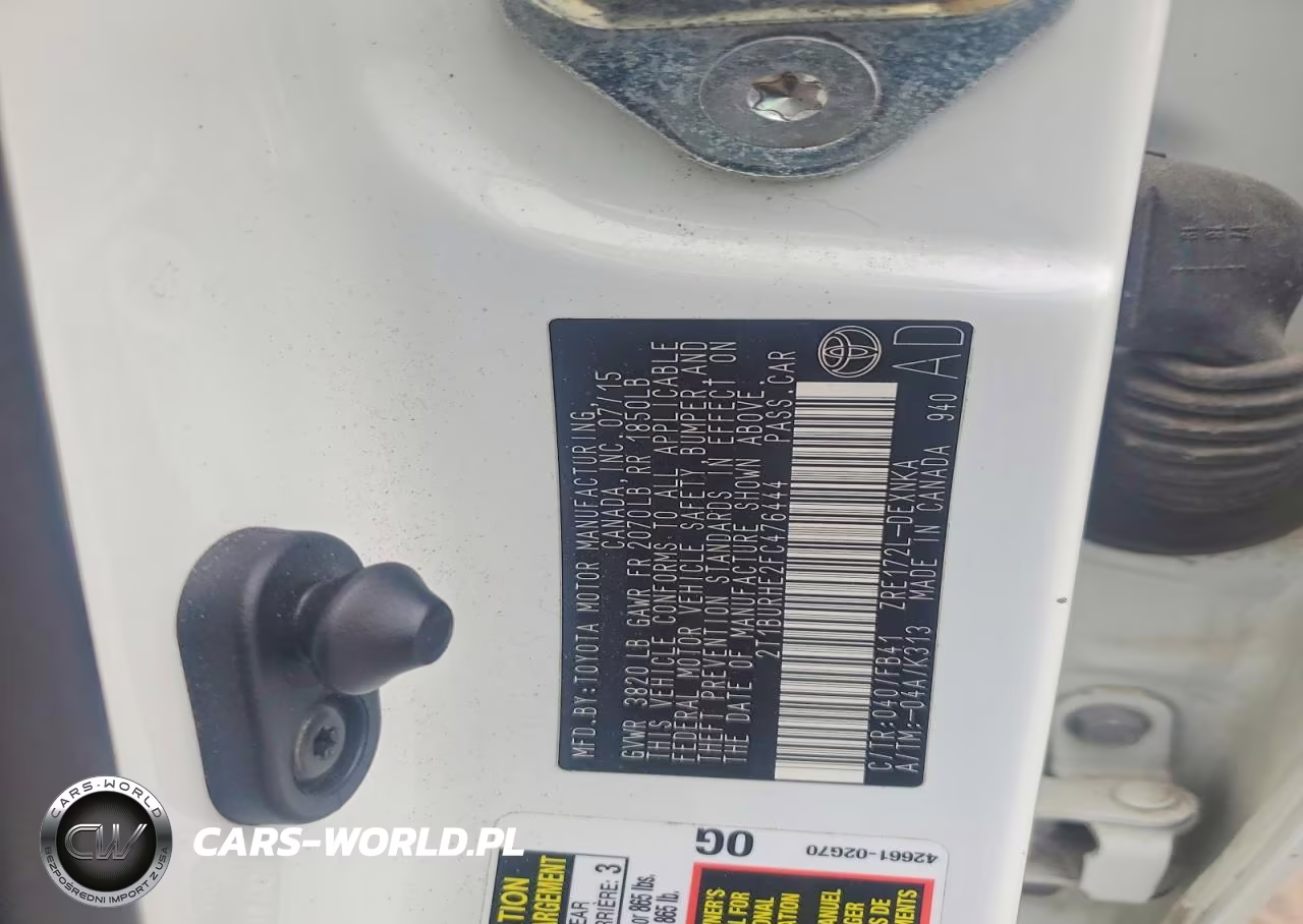 2015 Toyota Corolla Le VIN:2T1BURHE2FC476444 - 12