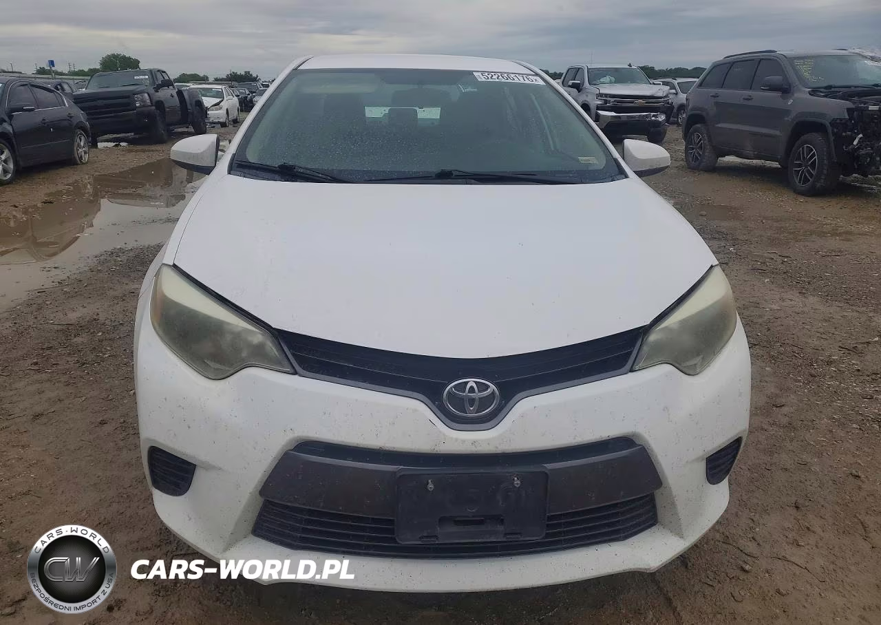 2015 Toyota Corolla Le VIN:2T1BURHE2FC476444 - 5