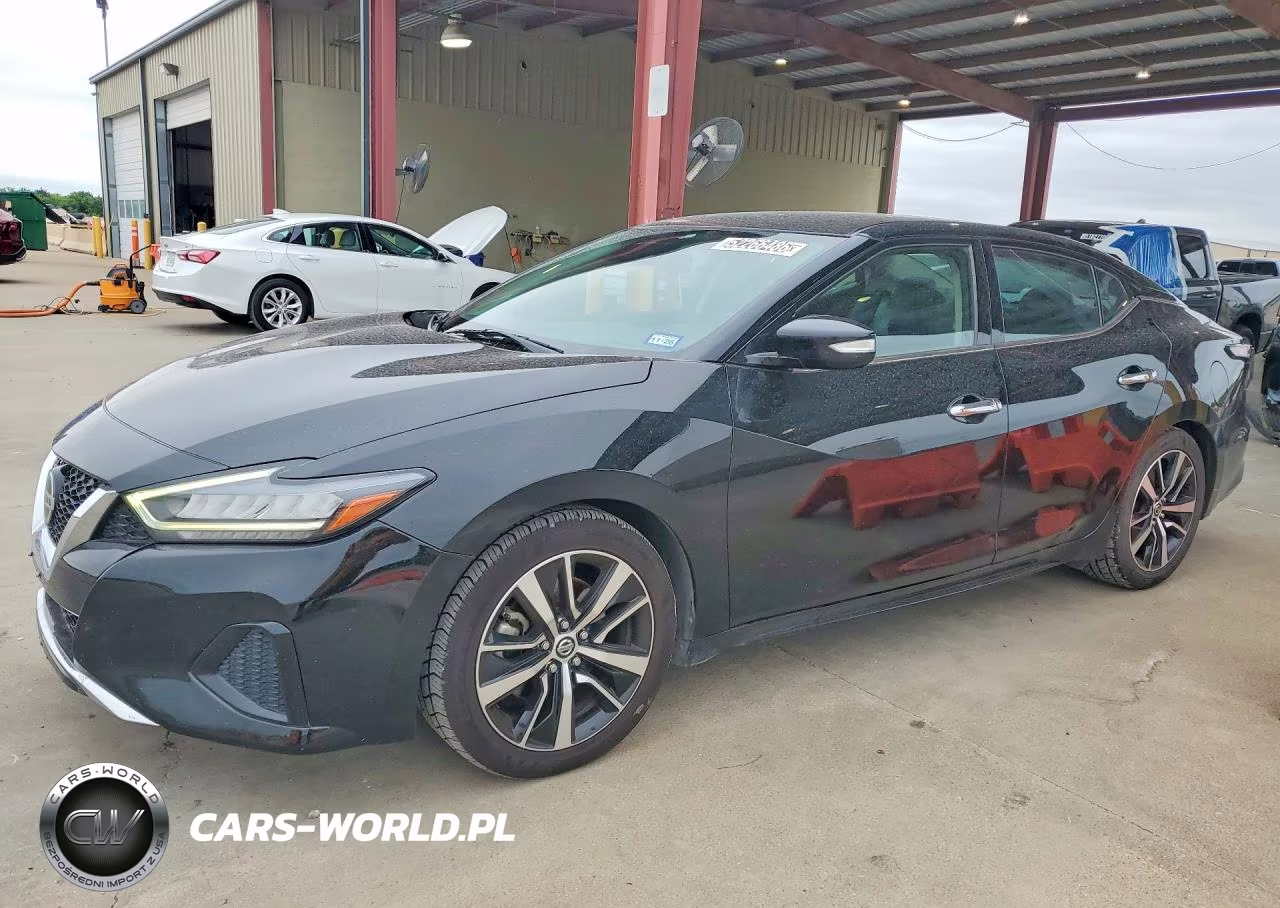 2022 Nissan Maxima Sv