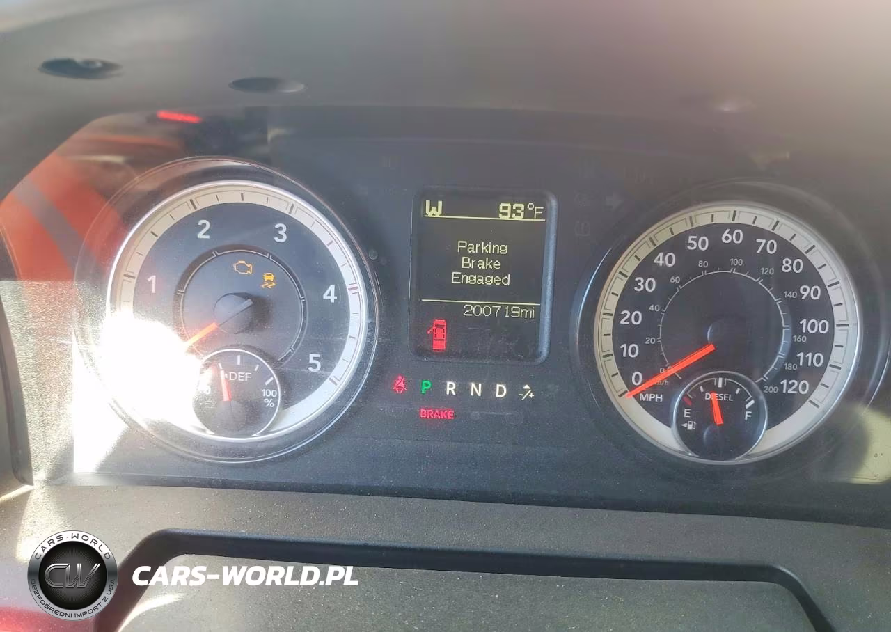 2018 Ram 5500 Dump Truck VIN:3C7WRMFLXJG255084 - 8