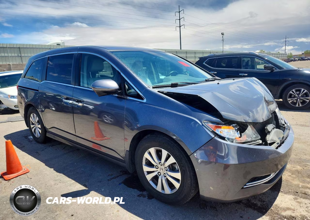 2016 Honda Odyssey Se VIN:5FNRL5H32GB114345 - 4