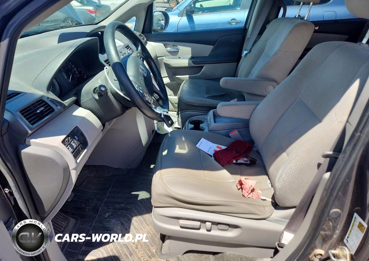 2016 Honda Odyssey Se VIN:5FNRL5H32GB114345 - 7