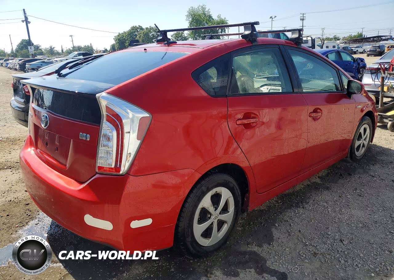 2013 Toyota Prius Three VIN:JTDKN3DU9D5652990 - 3