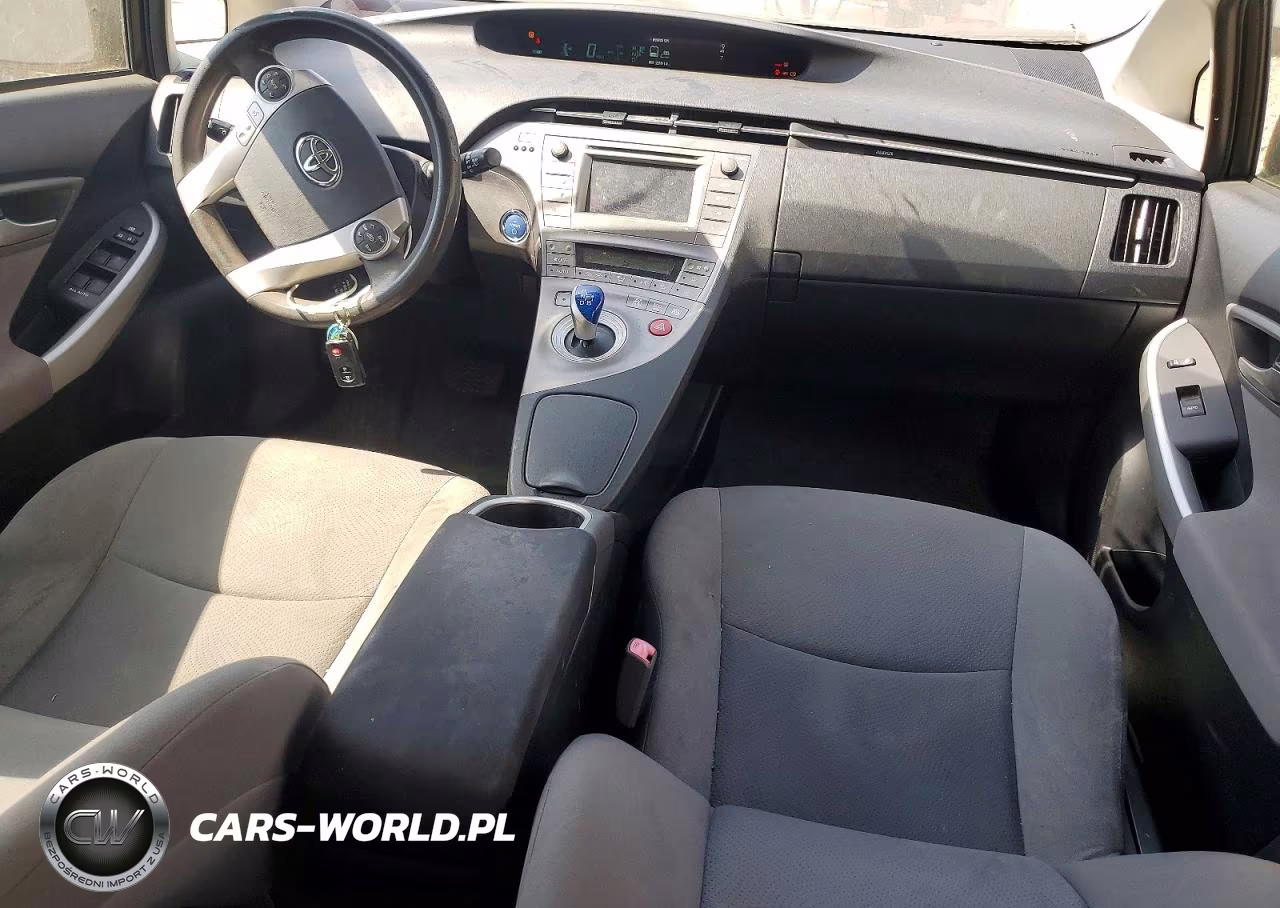 2013 Toyota Prius Three VIN:JTDKN3DU9D5652990 - 8