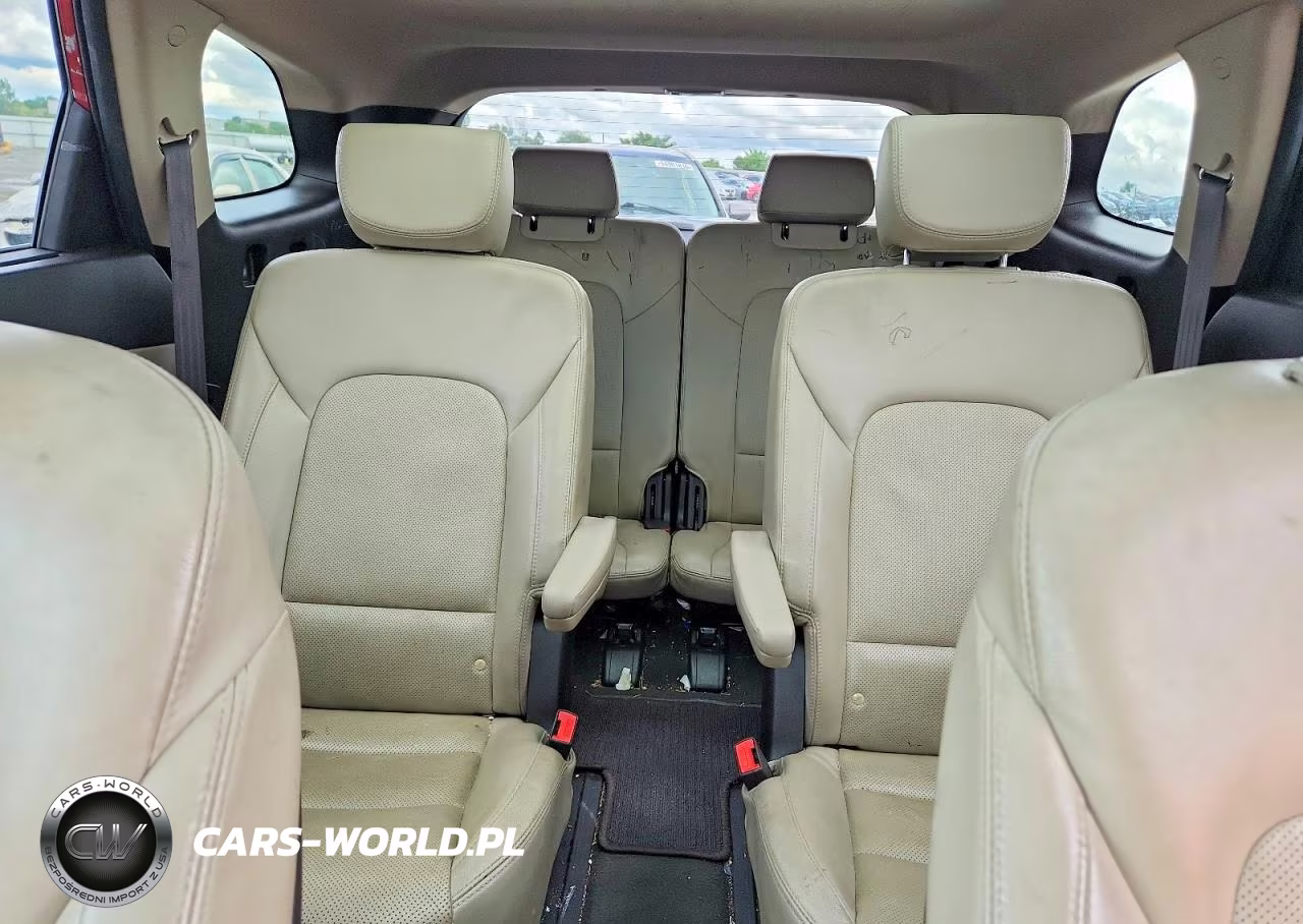 2017 Hyundai Santa Fe Limited Ultimate VIN:KM8SR4HF9HU216637 - 10