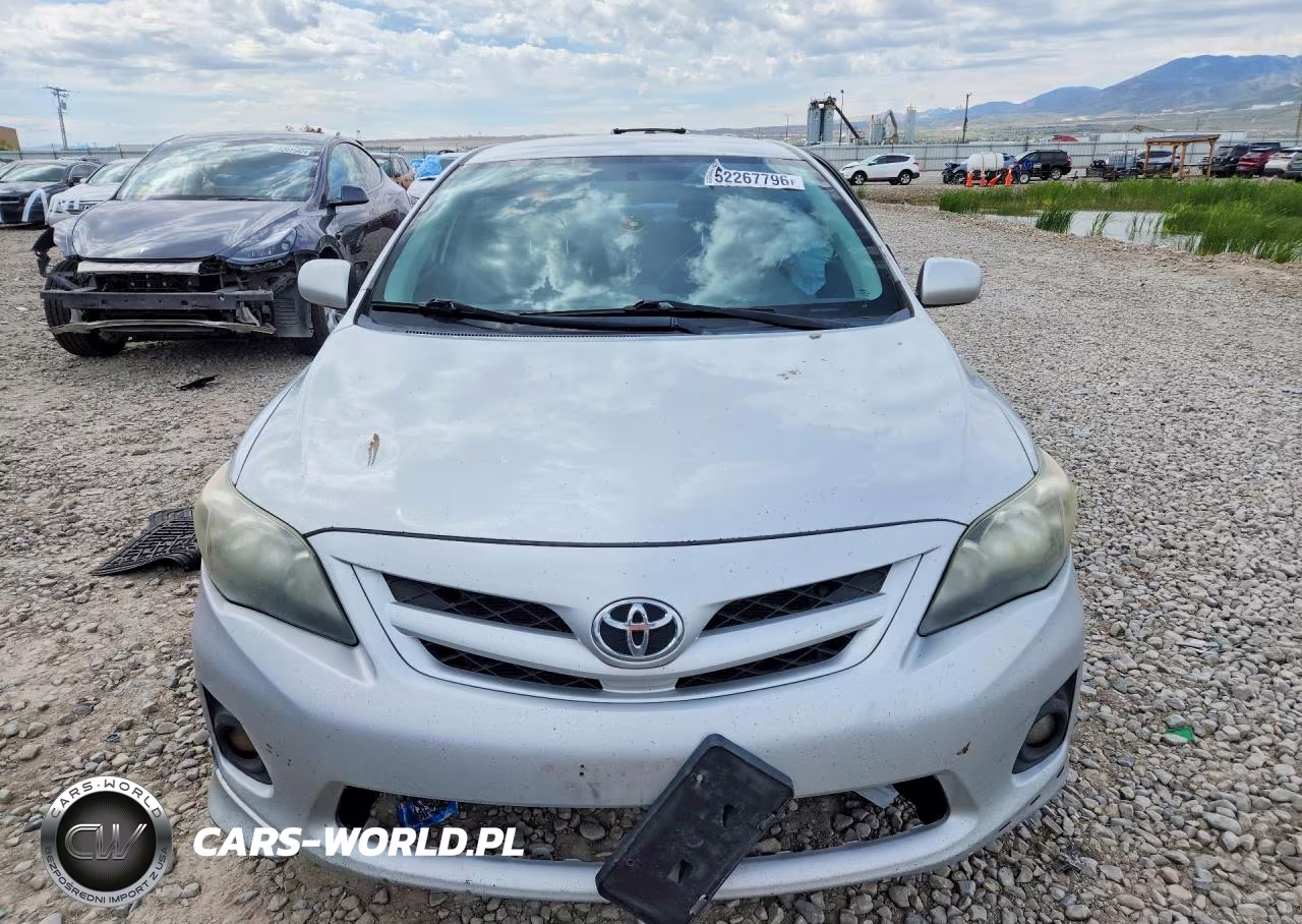 2013 Toyota Corolla S VIN:2T1BU4EE0DC024173 - 5