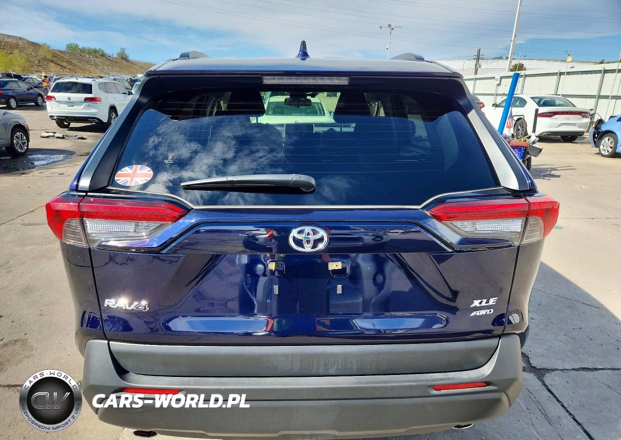 2025 Toyota Rav4 Xle VIN:JTMP1RFV8SJ043095 - 6