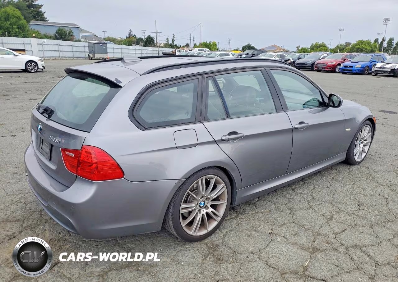 2012 BMW 328 I VIN:WBAUT9C54CA192412 - 3