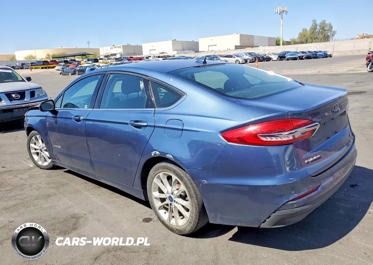 2019 Ford Fusion Se VIN:3FA6P0LU9KR181368 - 2