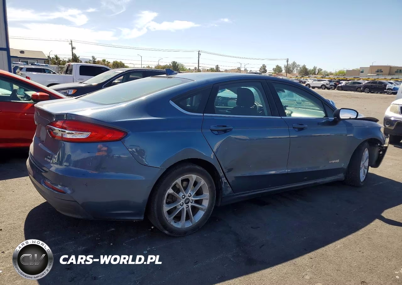 2019 Ford Fusion Se VIN:3FA6P0LU9KR181368 - 3