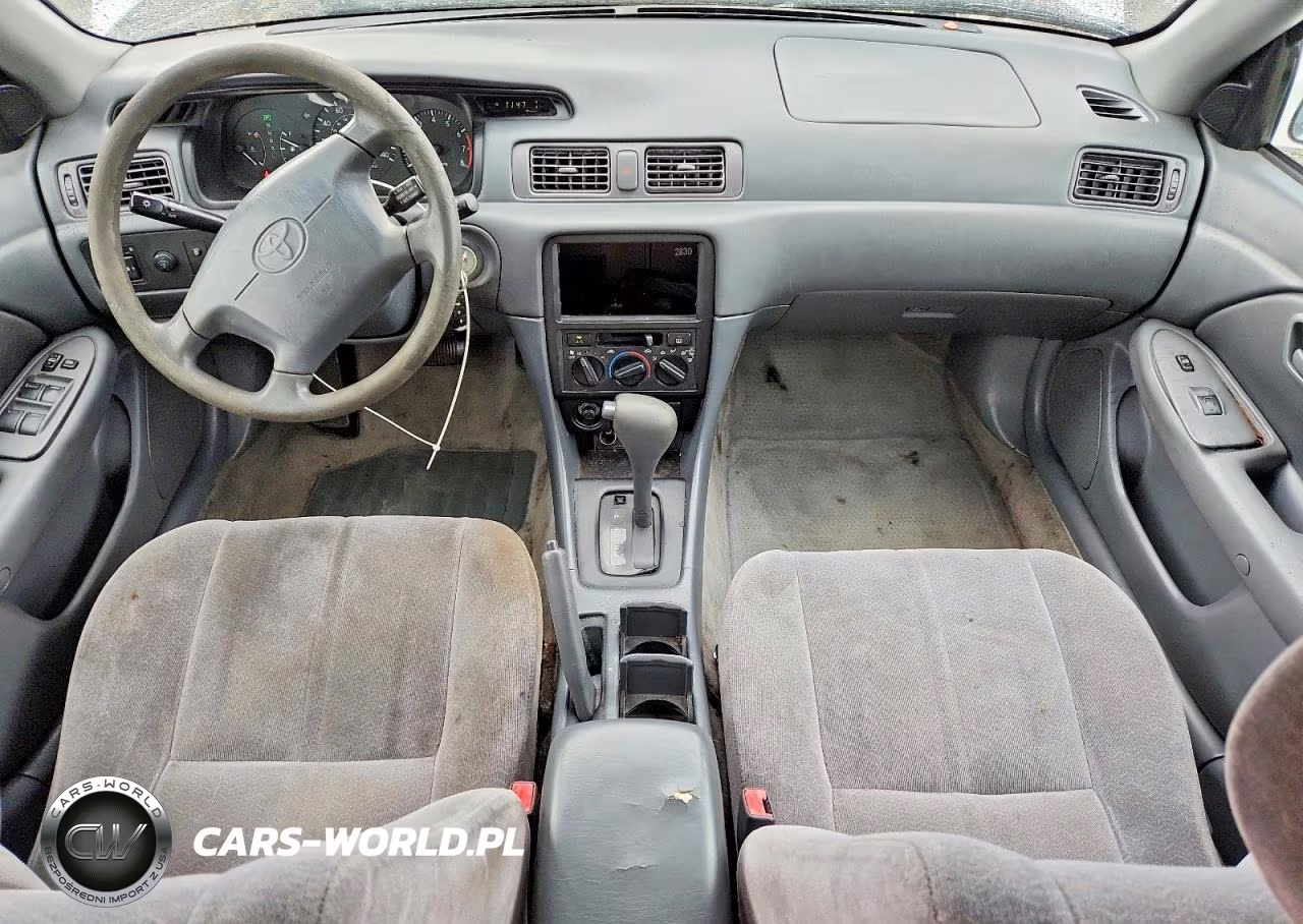 1999 Toyota Camry Le V6 VIN:JT2BF28K4X0205915 - 8