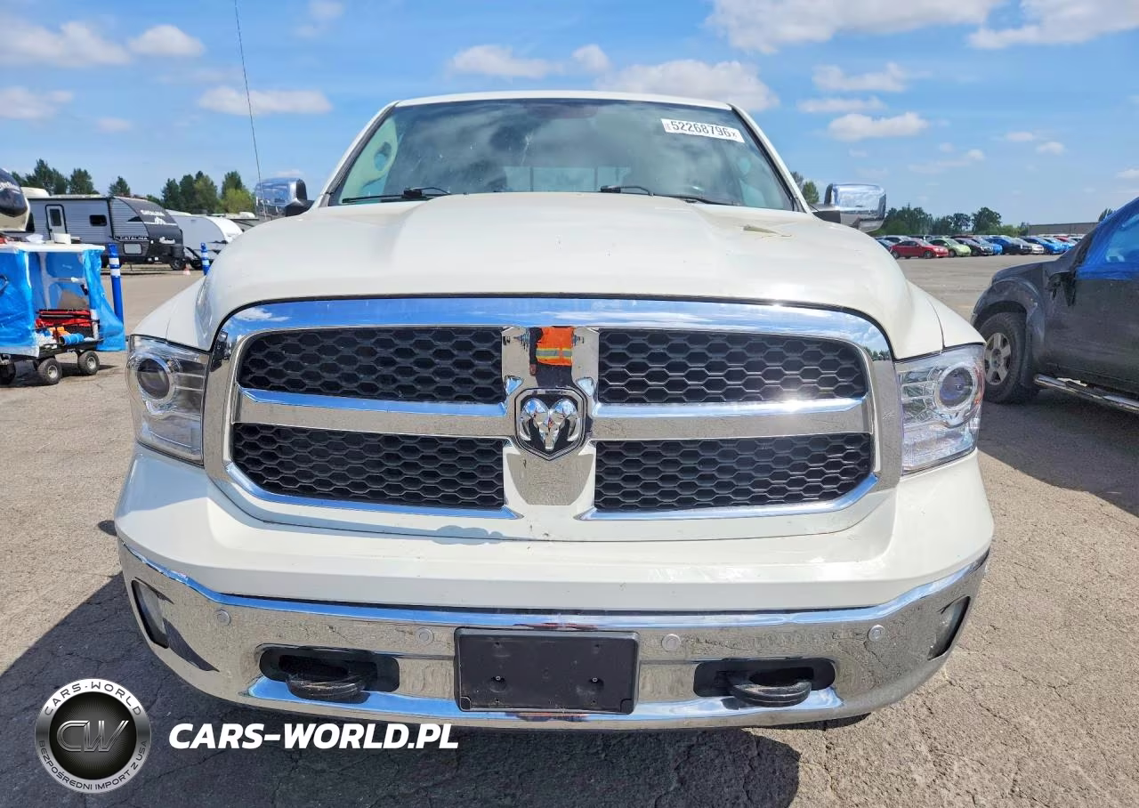 2017 Ram 1500 Laramie VIN:1C6RR7VM3HS522436 - 5