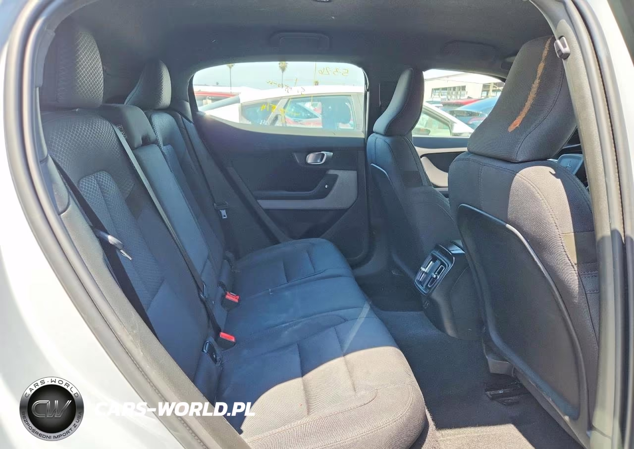 2023 Polestar 2 VIN:YSMEG3KAXPL154446 - 10
