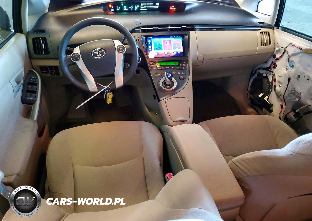 2011 Toyota Prius Two VIN:JTDKN3DU6B5323578 - 8