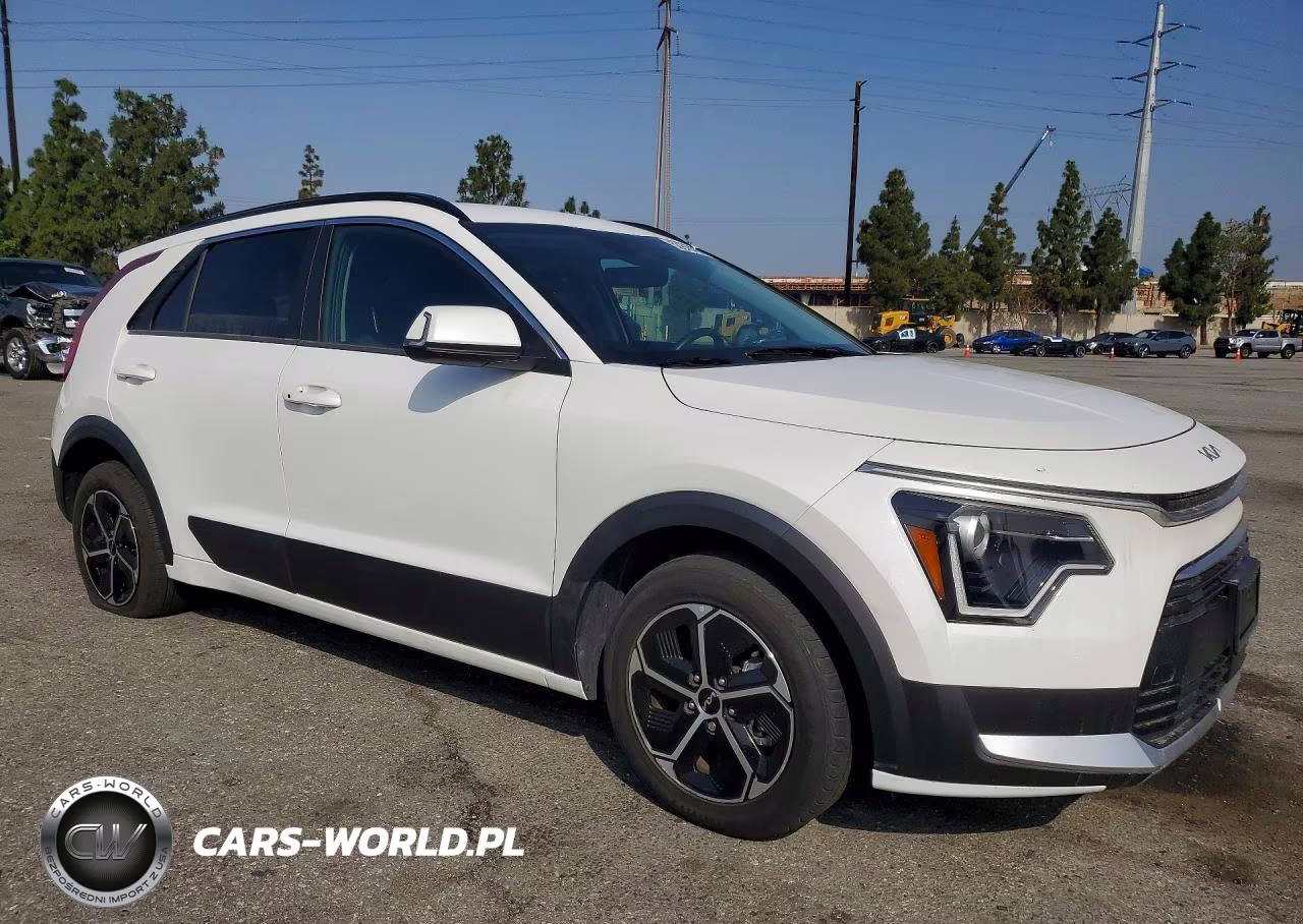 2024 Kia Niro Ex VIN:KNDCR3LE3R5143584 - 4