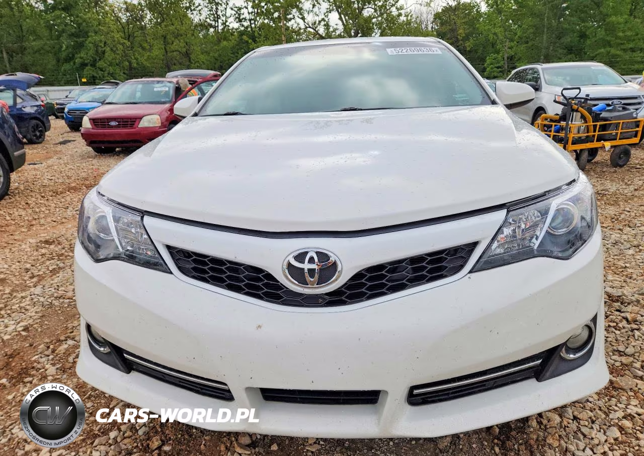 2014 Toyota Camry Se VIN:4T1BF1FK9EU737022 - 5