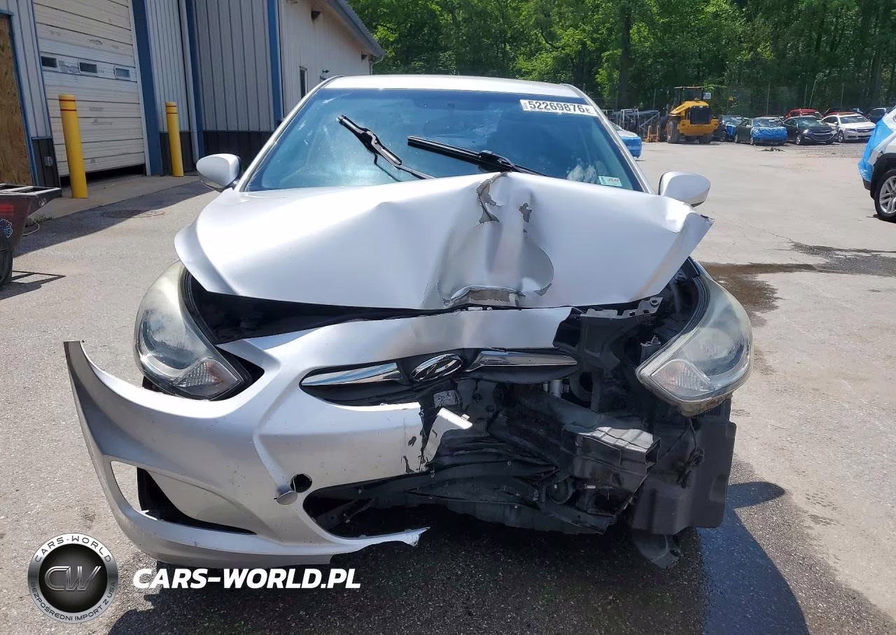 2013 Hyundai Accent Gls VIN:KMHCT4AE7DU584672 - 5