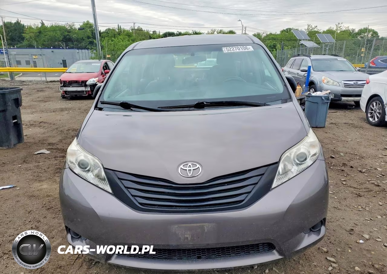 2015 Toyota Sienna L 7-Passenger VIN:5TDZK3DC8FS652846 - 5