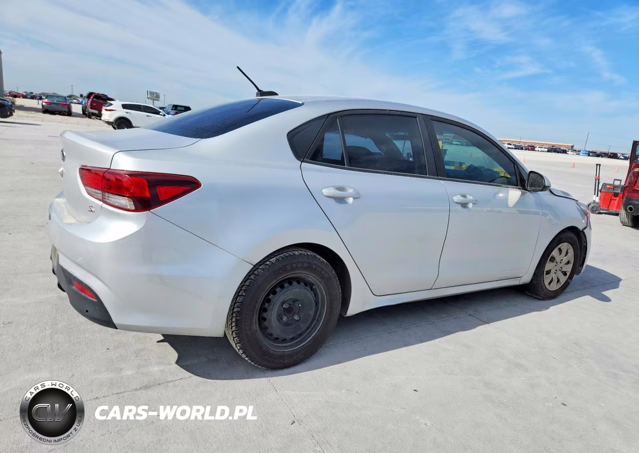 2018 Kia Rio S VIN:3KPA24AB8JE085992 - 3