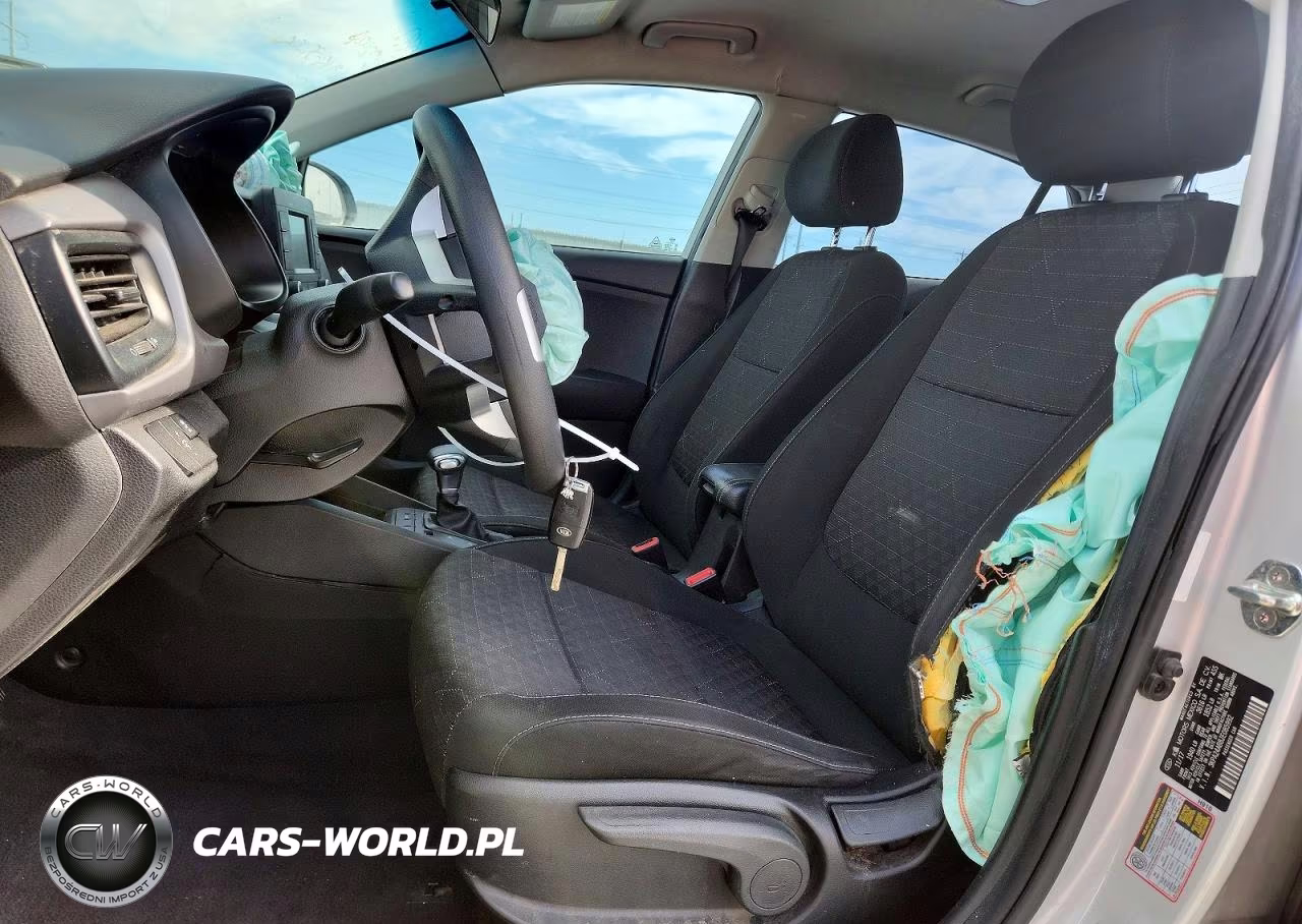 2018 Kia Rio S VIN:3KPA24AB8JE085992 - 7
