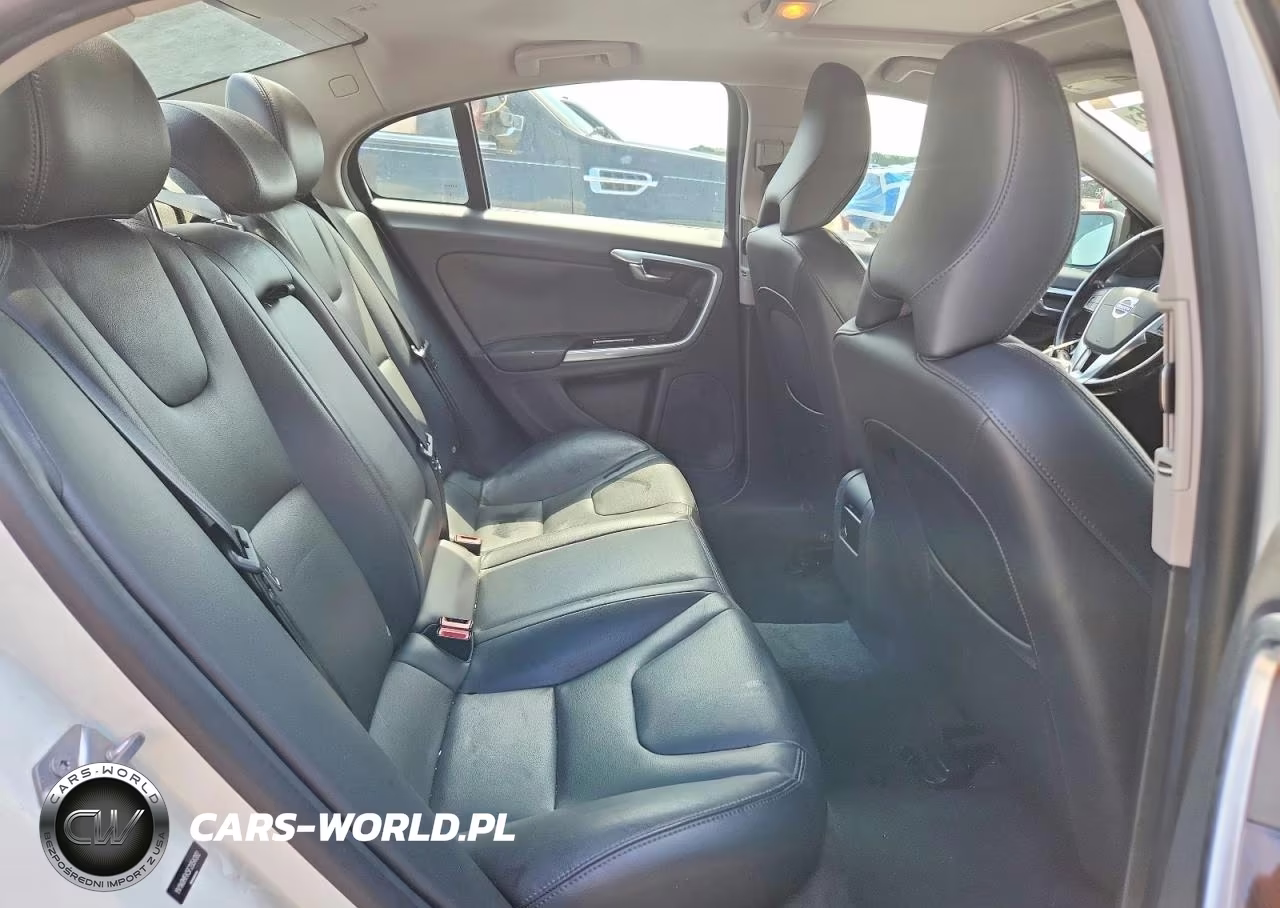 2015 Volvo S60 Premier VIN:YV140MFK5F2354282 - 10