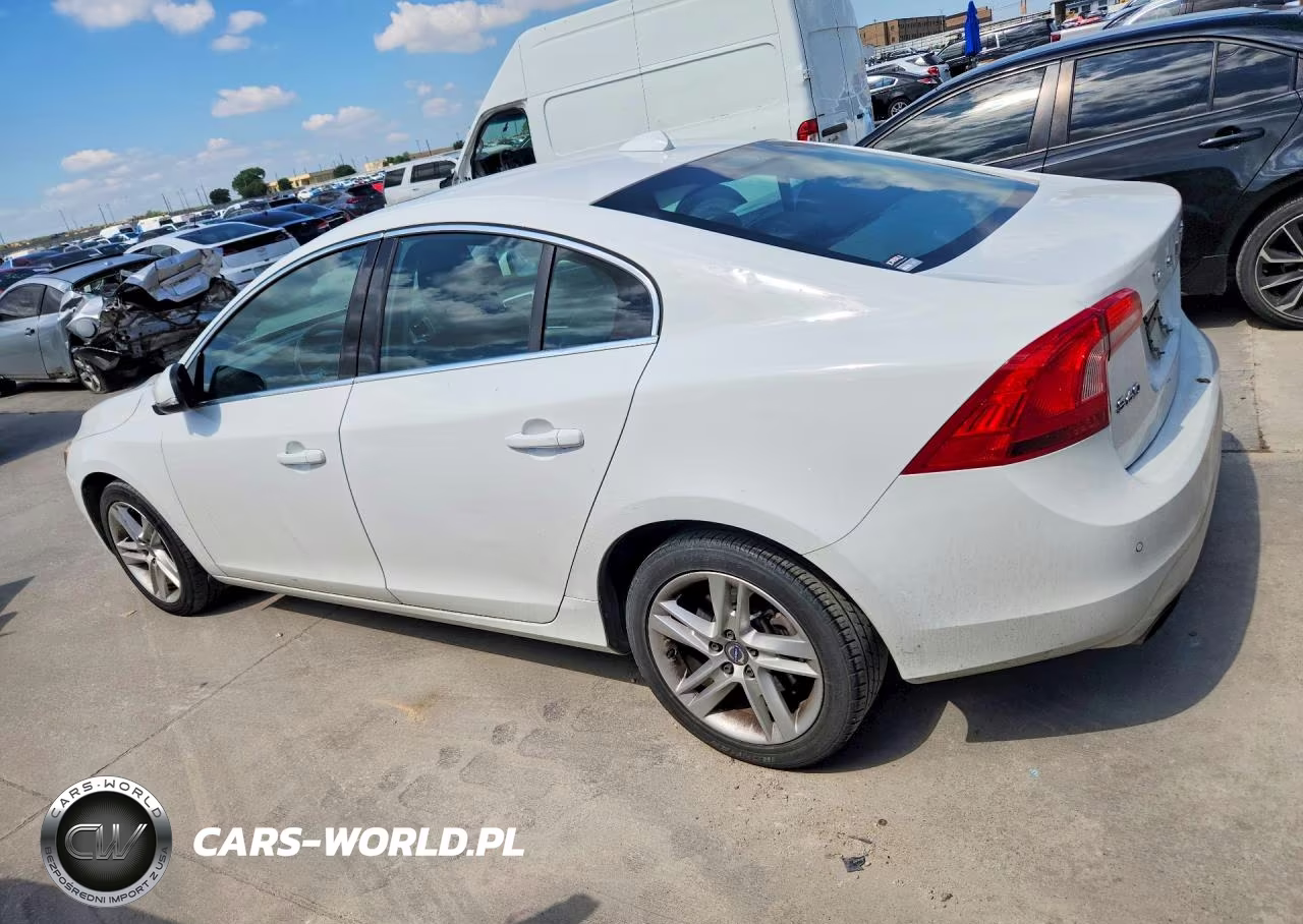 2015 Volvo S60 Premier VIN:YV140MFK5F2354282 - 2