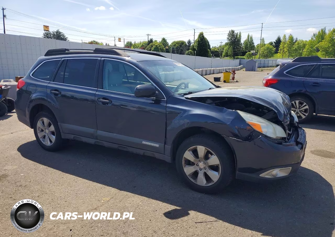 2012 Subaru Outback 2.5I Premium VIN:4S4BRCBC6C3302947 - 4