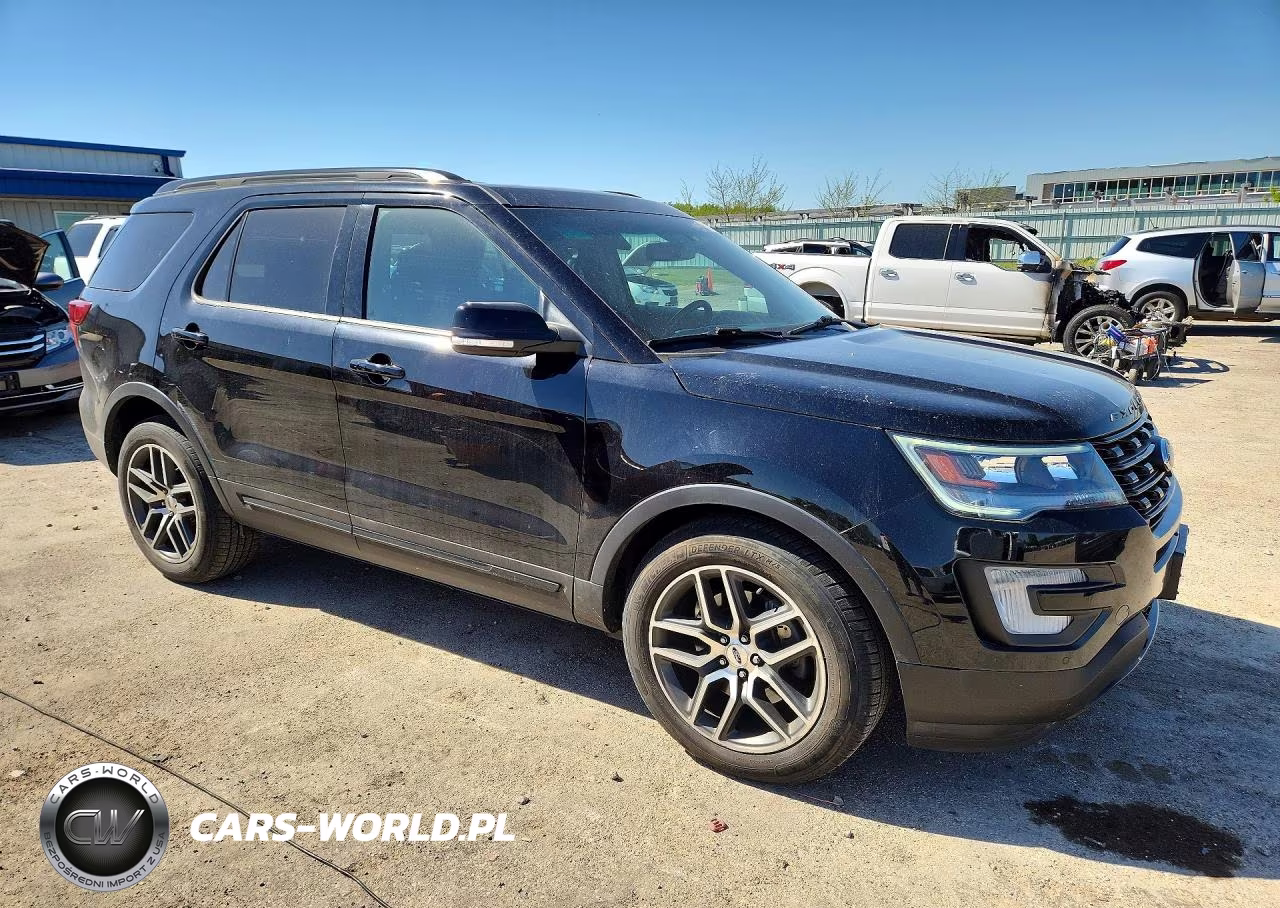 2017 Ford Explorer Sport VIN:1FM5K8GT8HGB88618 - 4