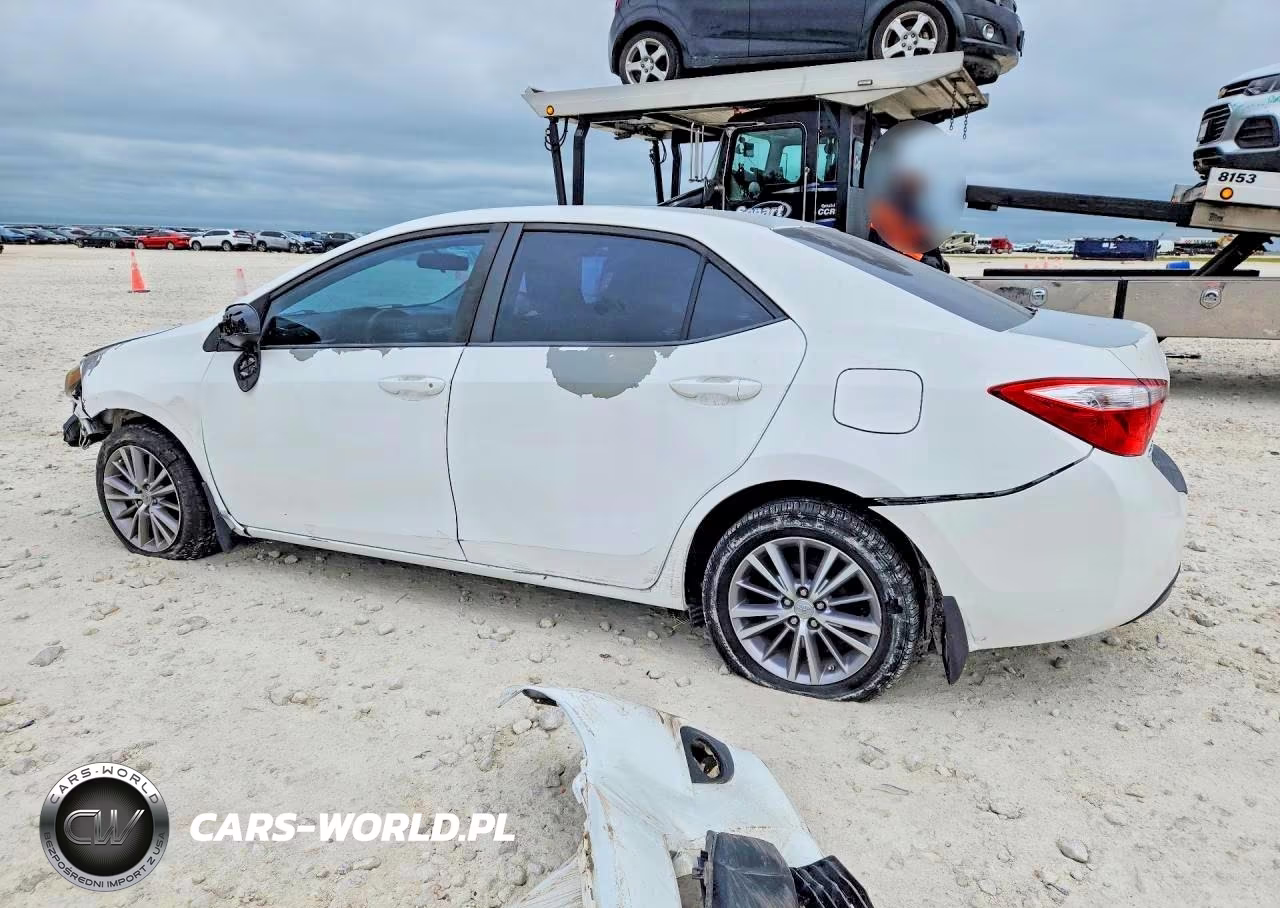 2014 Toyota Corolla Le Plus VIN:5YFBURHE4EP083043 - 2