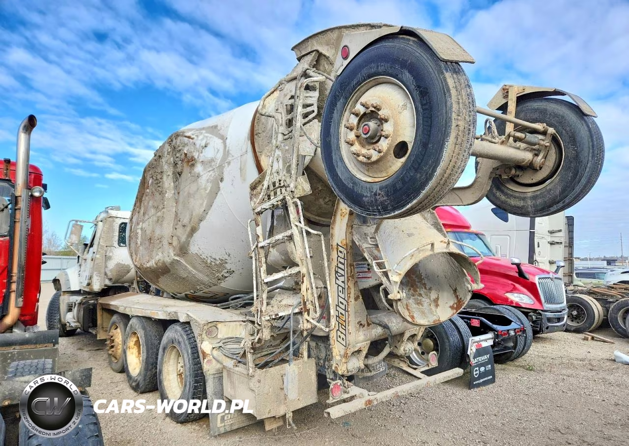 2017 Mack Granite Ready Mix Truck VIN:1M2AX04C2HM032596 - 3