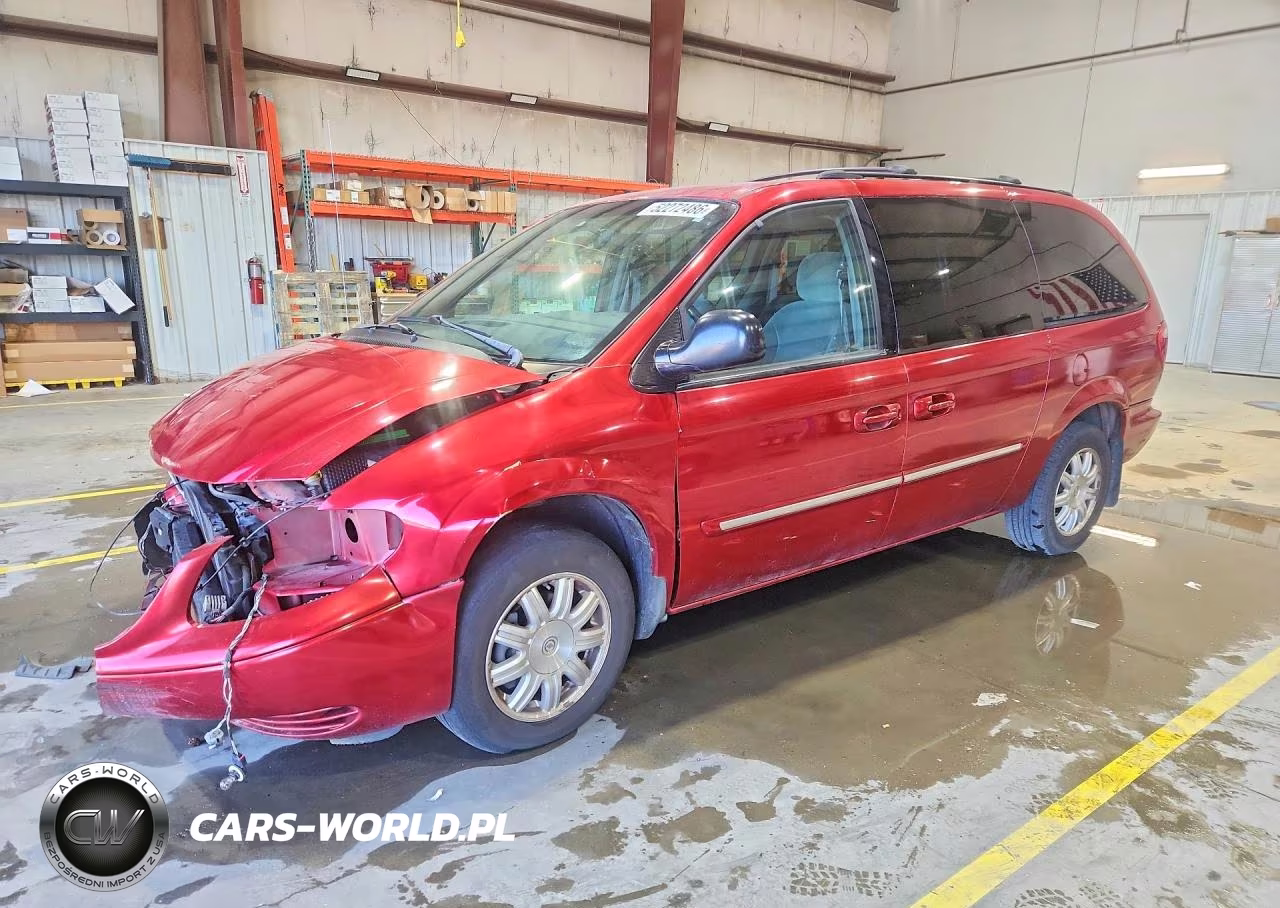 2004 Chrysler Town & Country Touring