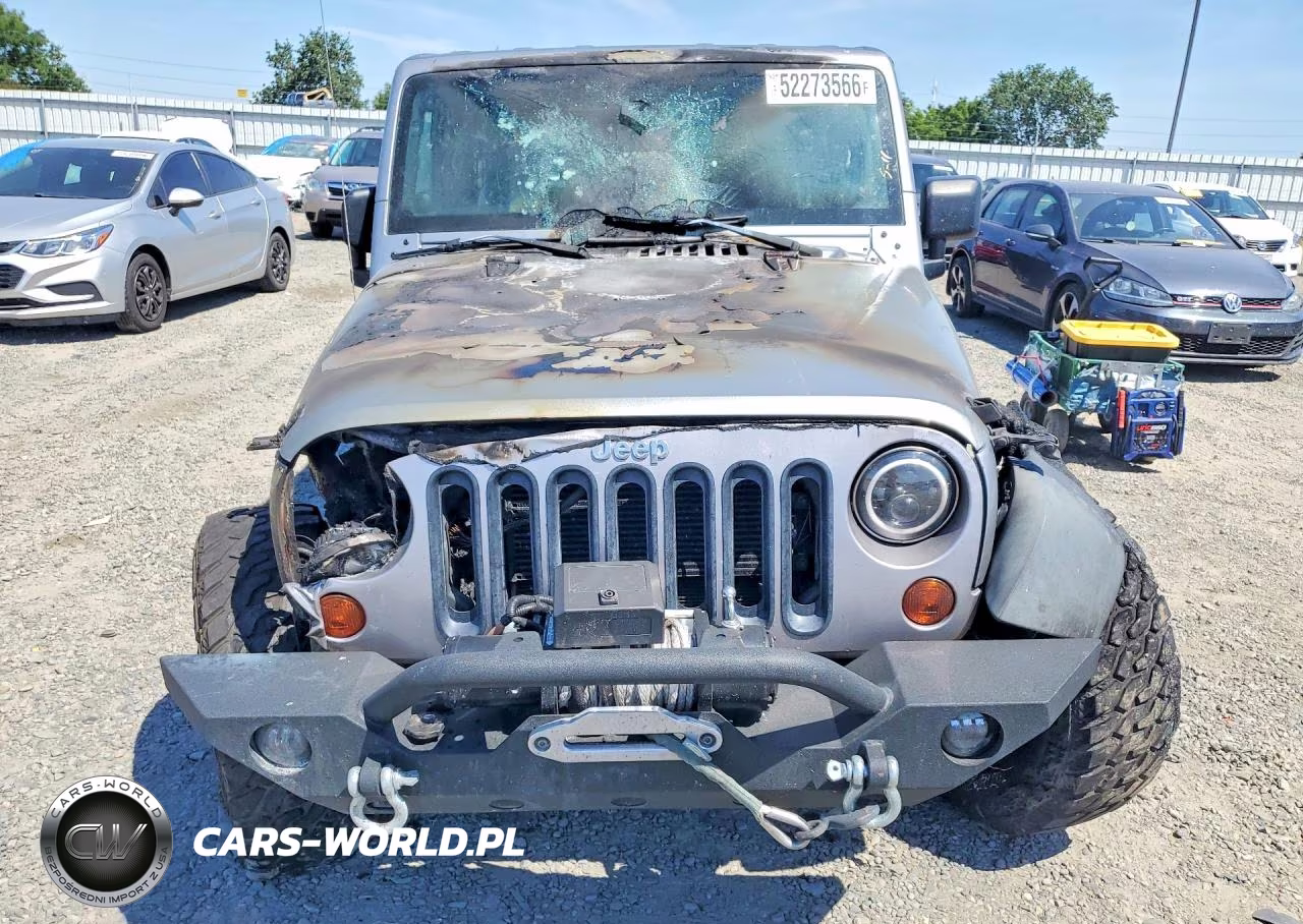 2013 Jeep Wrangler Sport VIN:1C4AJWAG3DL625268 - 5