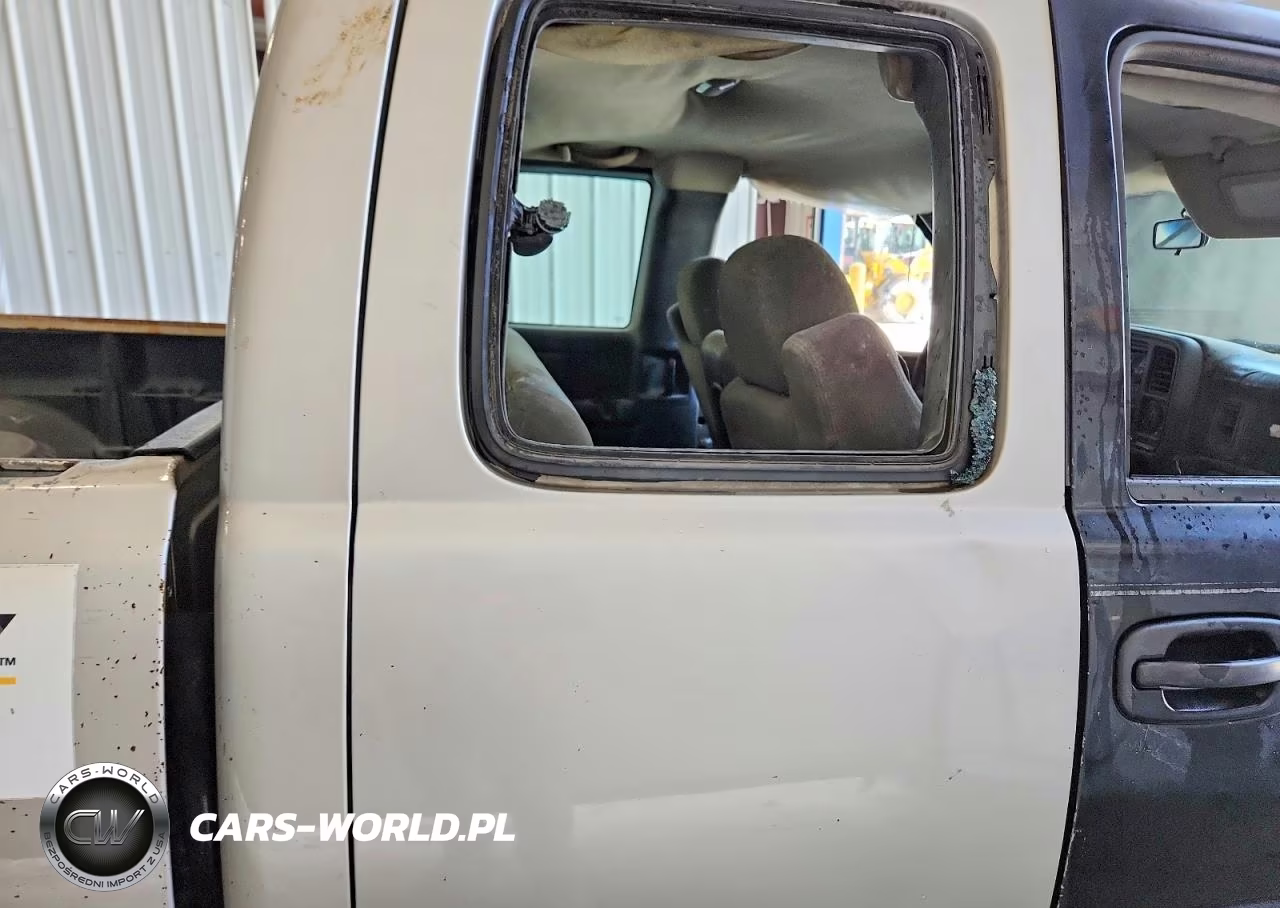2004 Chevrolet Silverado C1500 VIN:2GCEC19V141373981 - 10