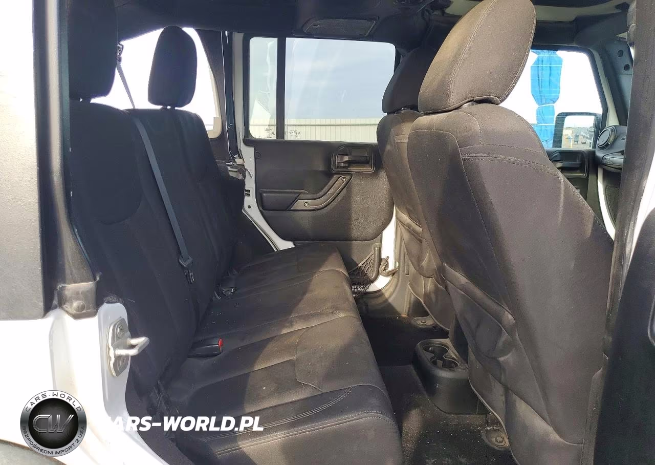 2018 Jeep Wrangler Unlimited Sport VIN:1C4BJWKG8JL864149 - 10