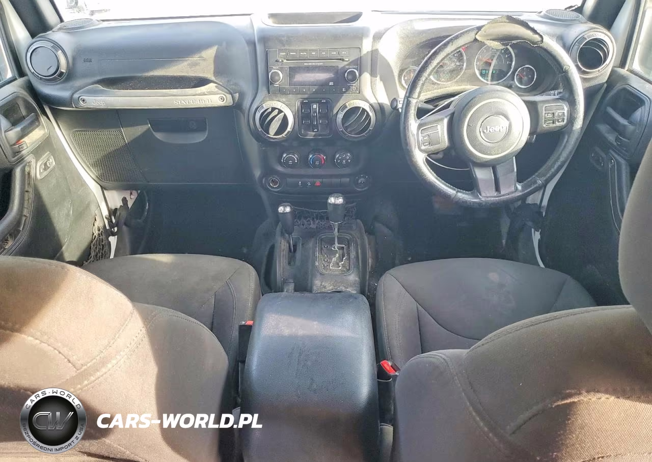 2018 Jeep Wrangler Unlimited Sport VIN:1C4BJWKG8JL864149 - 8