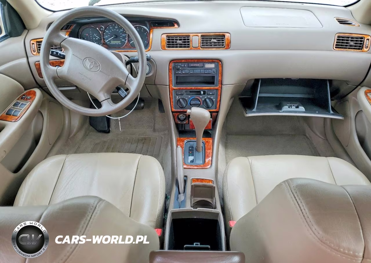 1997 Toyota Camry Le VIN:JT2BG22K9V0037207 - 8