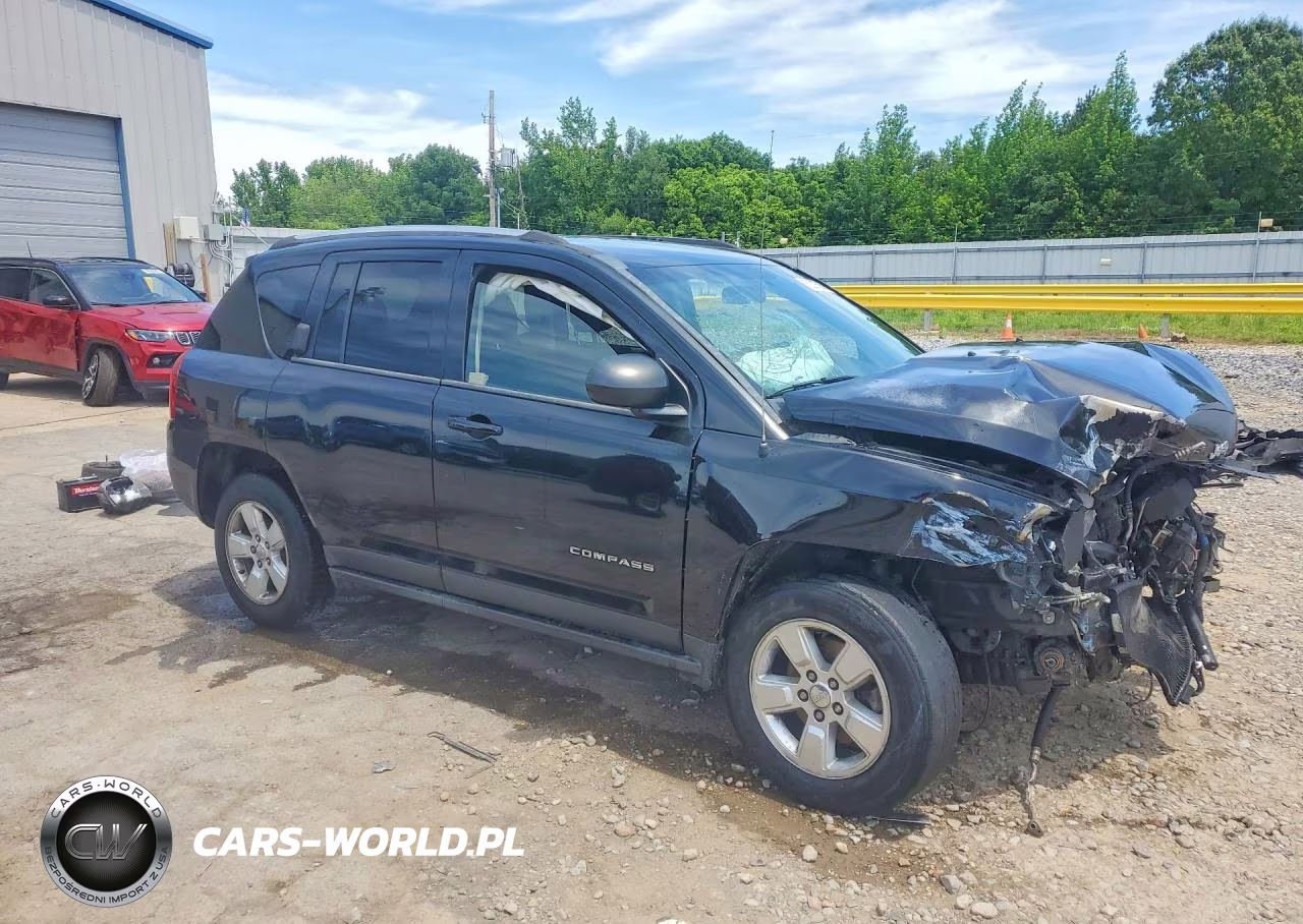 2014 Jeep Compass Sport VIN:1C4NJCBA4ED731525 - 4