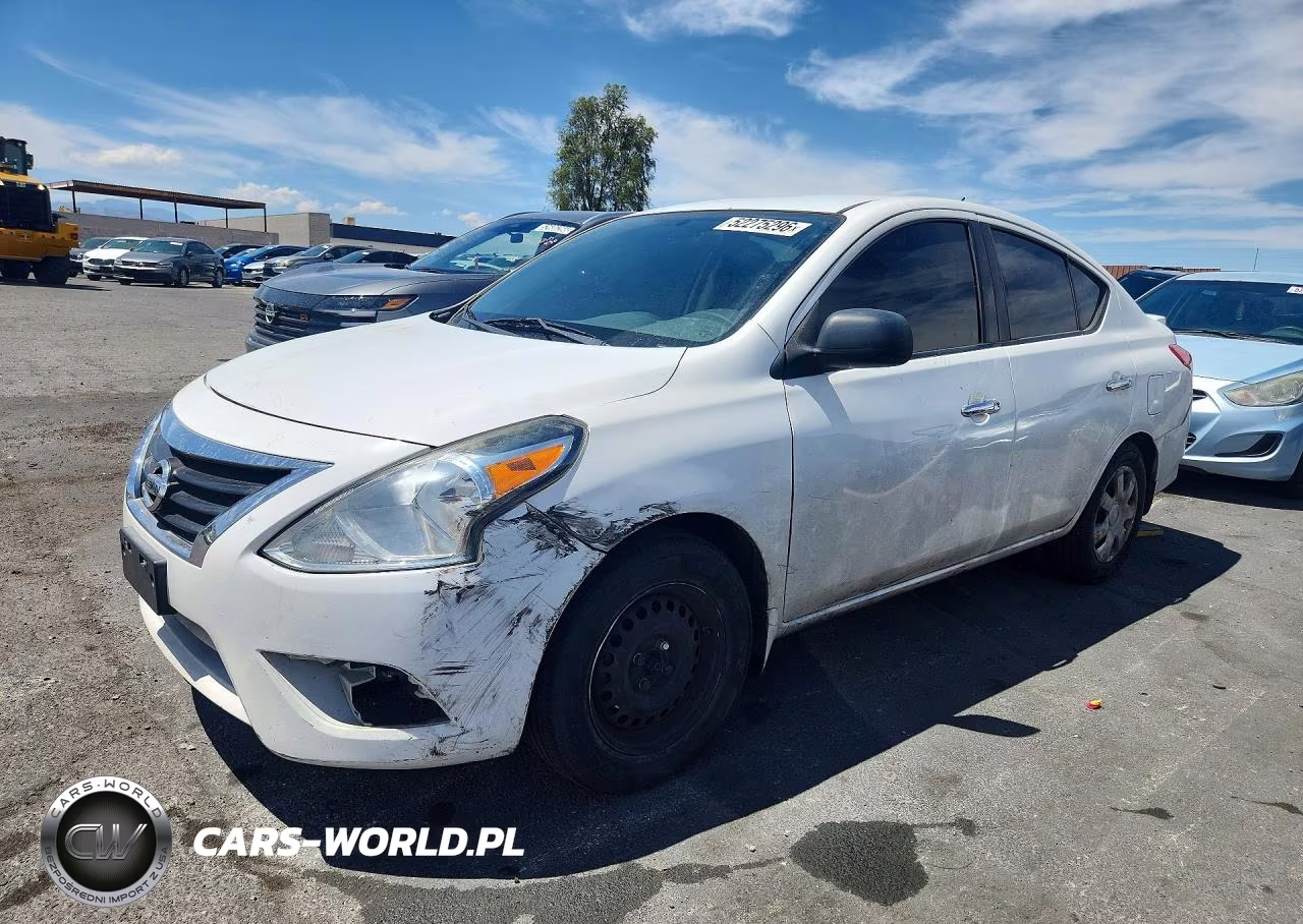 2015 Nissan Versa 1.6 Sv – zdjęcie 1 z 12