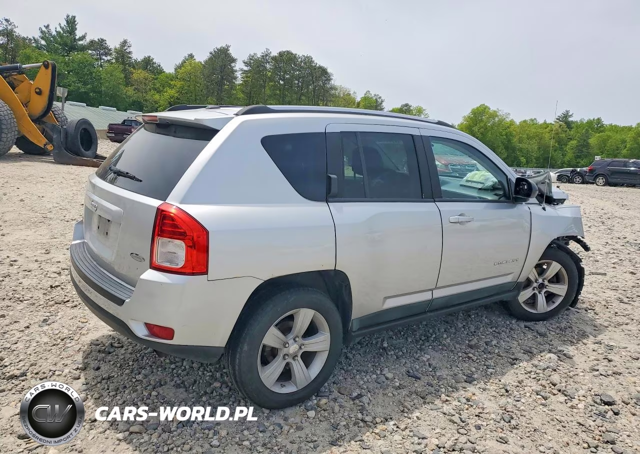 2011 Jeep Compass Sport VIN:1J4NF1FBXBD259734 - 3