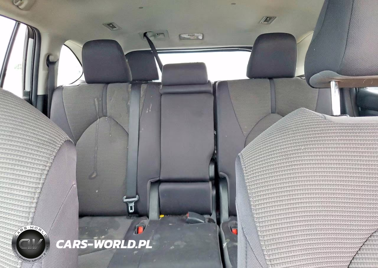 2022 Toyota Highlander Hybrid Le VIN:5TDBBRCH3NS554498 - 10